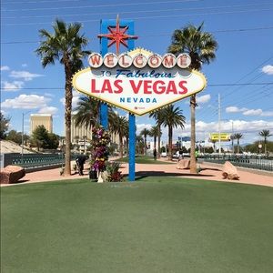 Meet your Posher, Chloe